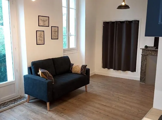 Joli Appartement Avec Balcon Clim